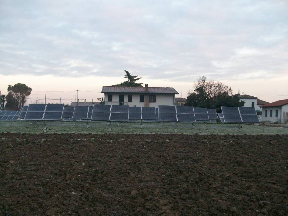 Sistema ad inseguimento biassiale controllo tramite plc Siemens con calcolo della posizione solare e algoritmo di inseguimento con feedback della posizione